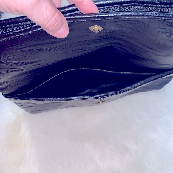 90’s Chi_Style Black Fold-Over Snap with Zipper Center Shoulder Bag By Loft - Picture 4 of 11